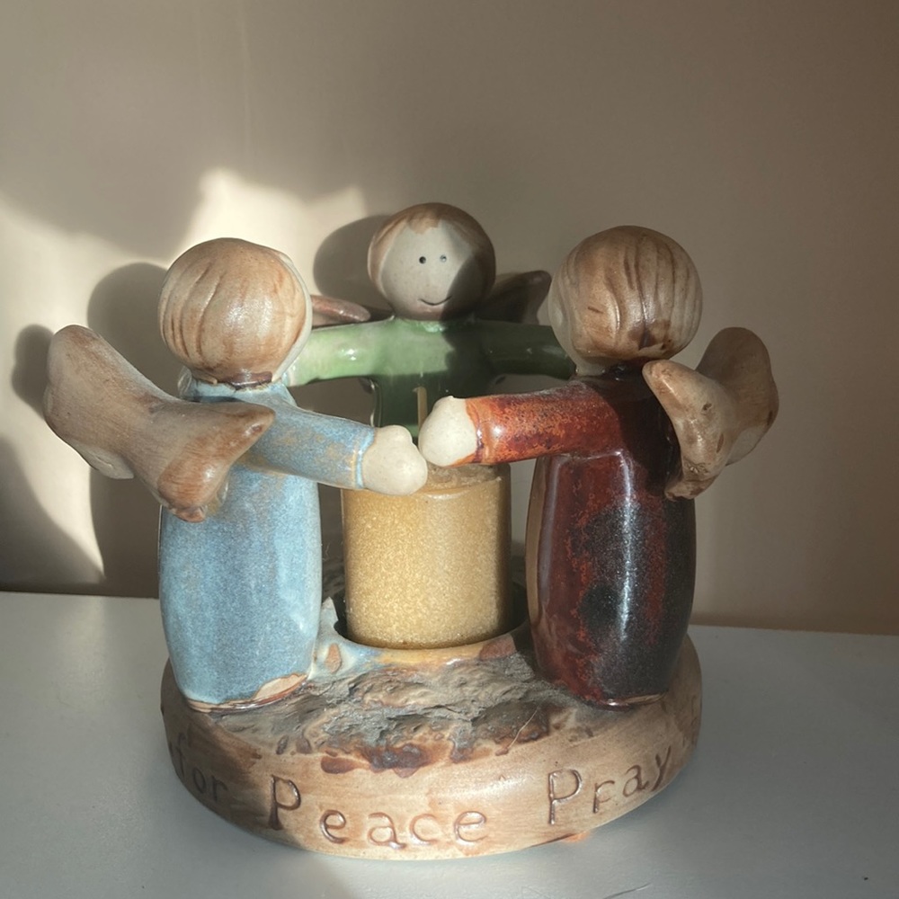 3 Angels pottery: candle holder